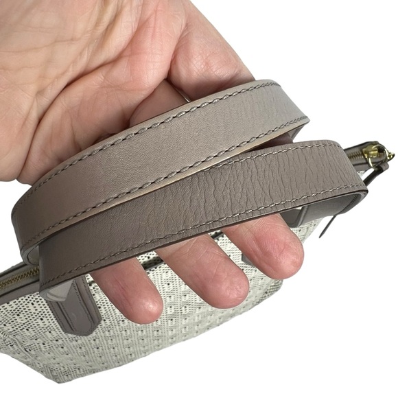 FOSSIL Sydney Tote Ivory Woven Grey Leather Trim with Gold Hardware - Picture 7 of 12